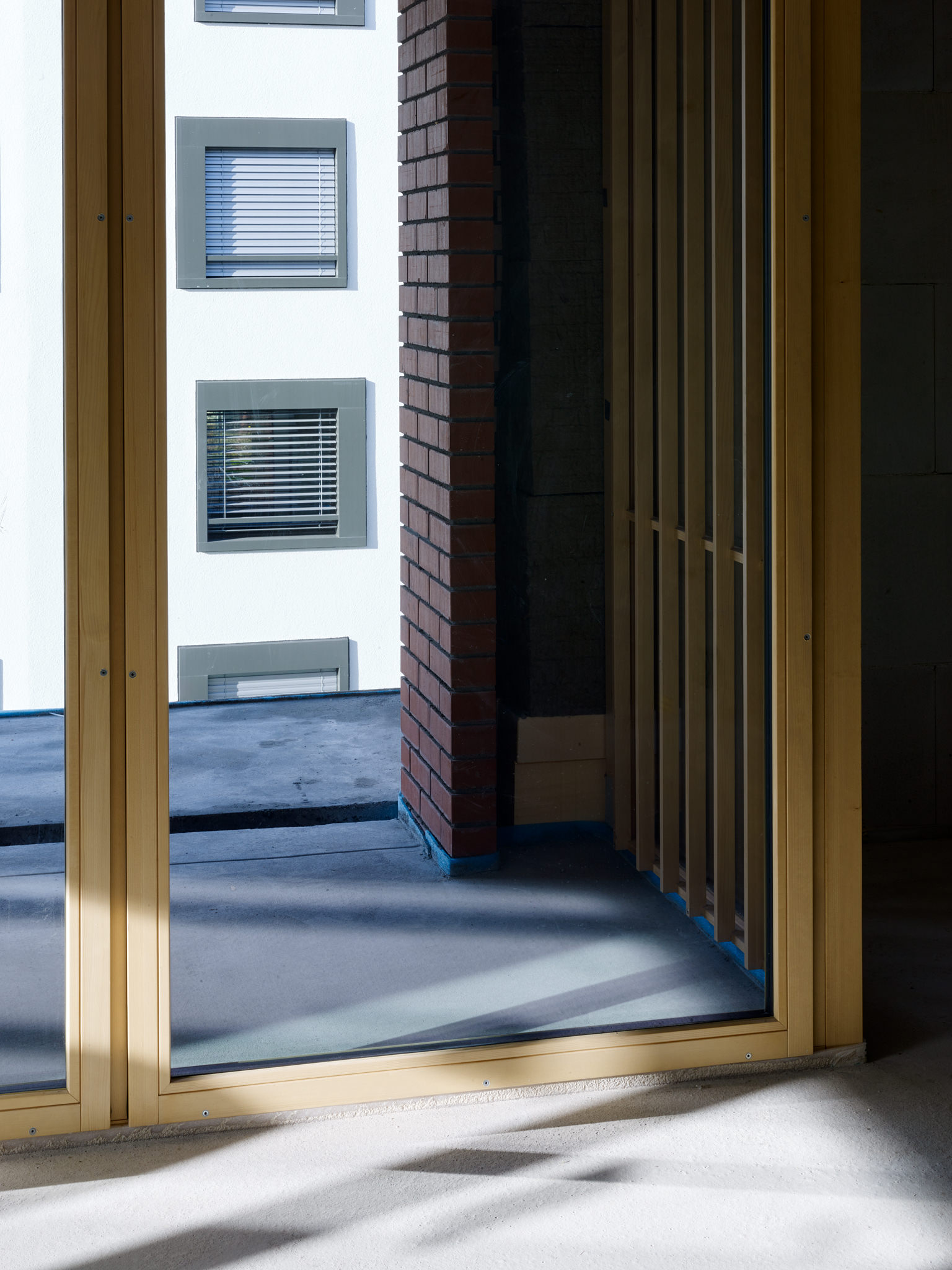 E14534 Alpa 047742 SCREEN